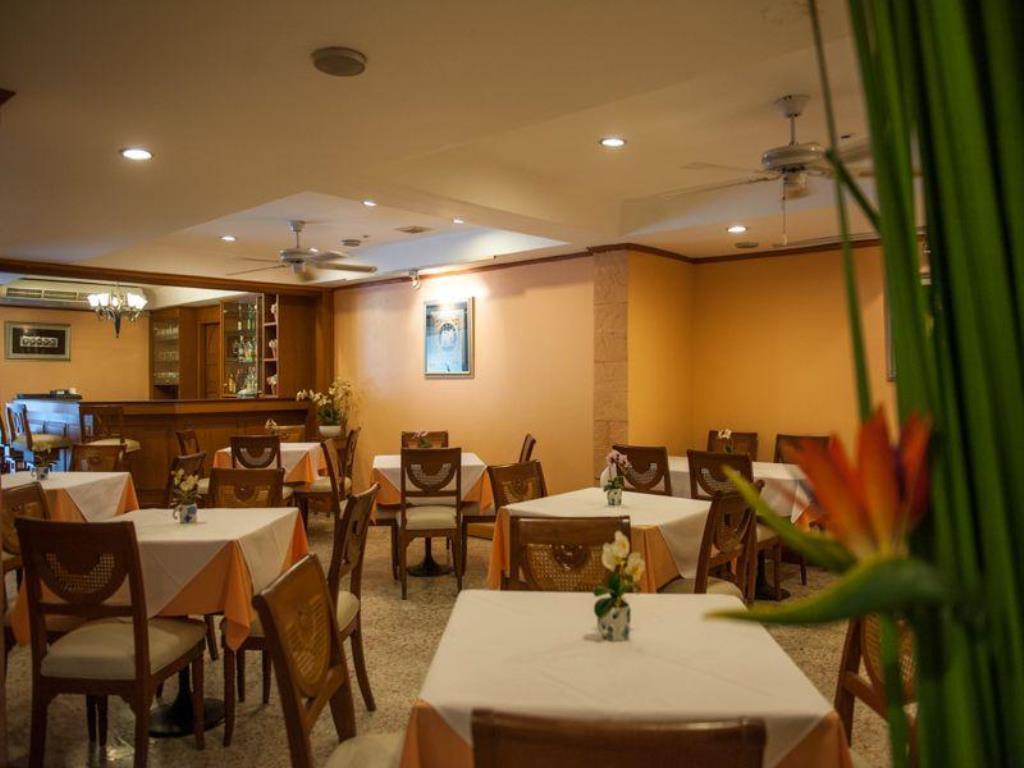Lido Beach Hotel Патая Екстериор снимка