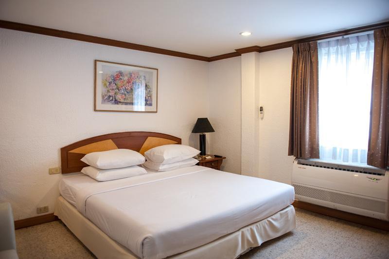 Lido Beach Hotel Патая Екстериор снимка