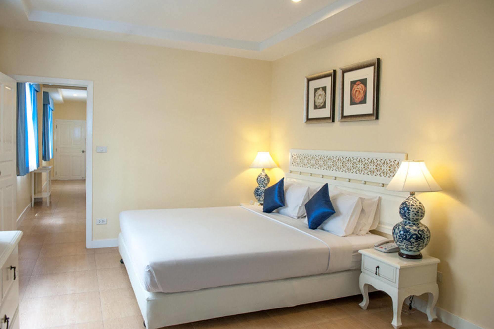 Lido Beach Hotel Патая Екстериор снимка